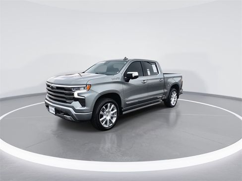 Used 2023 Chevrolet Silverado 1500 High Country image 4