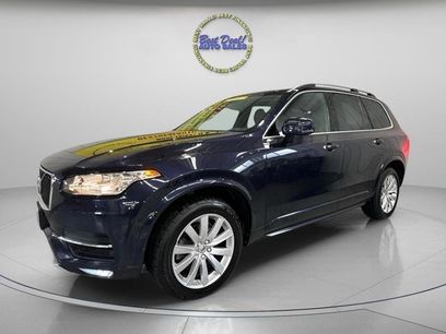 Used 2016 Volvo XC90 T6 Momentum