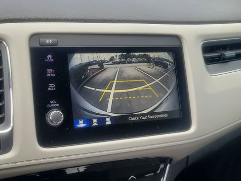 Used 2021 Honda HR-V EX-L image 27