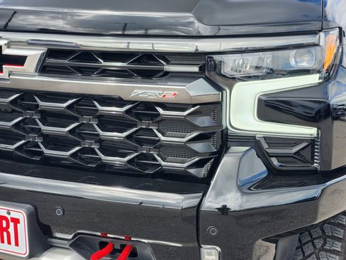 Used 2026 Chevrolet Silverado 1500 ZR2 AWD/4WD image 8
