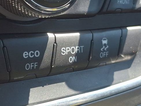 Used 2017 Jeep Grand Cherokee Altitude AWD/4WD image 25