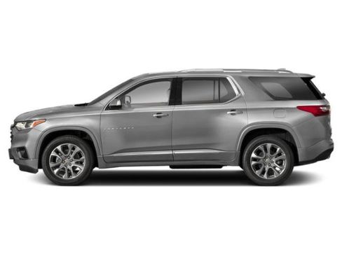 Used 2019 Chevrolet Traverse Premier w/ Redline Edition AWD/4WD image 3