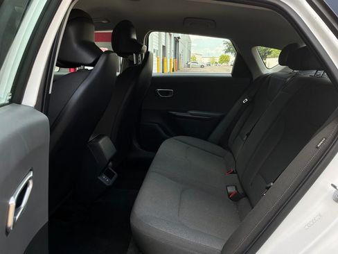 Used 2025 Kia K4 FWD image 11