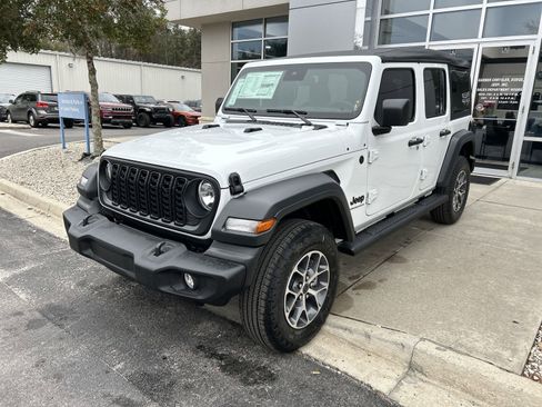 New 2025 Jeep Wrangler Sport S image 5