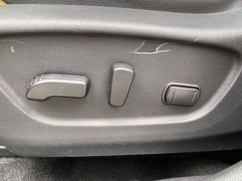 Used 2018 Nissan Rogue SL AWD/4WD image 11