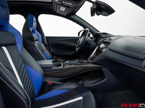 Used 2023 Aston Martin DBX 707 image 40