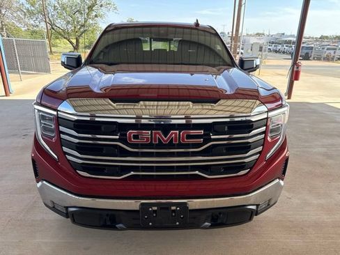 Used 2025 GMC Sierra 1500 SLT RWD image 2