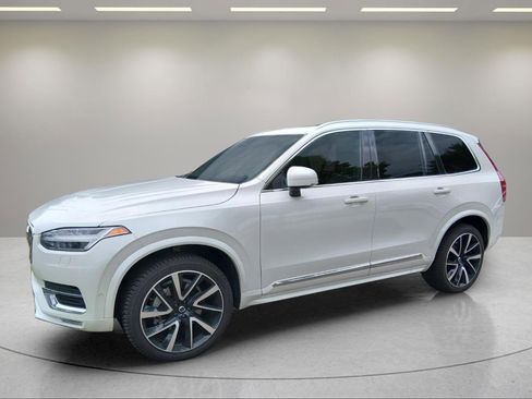 Used 2024 Volvo XC90 B6 Ultimate AWD/4WD image 25