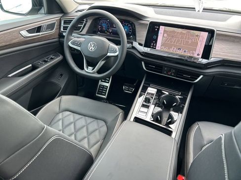 New 2026 Volkswagen Atlas SEL Premium R-Line AWD/4WD image 9