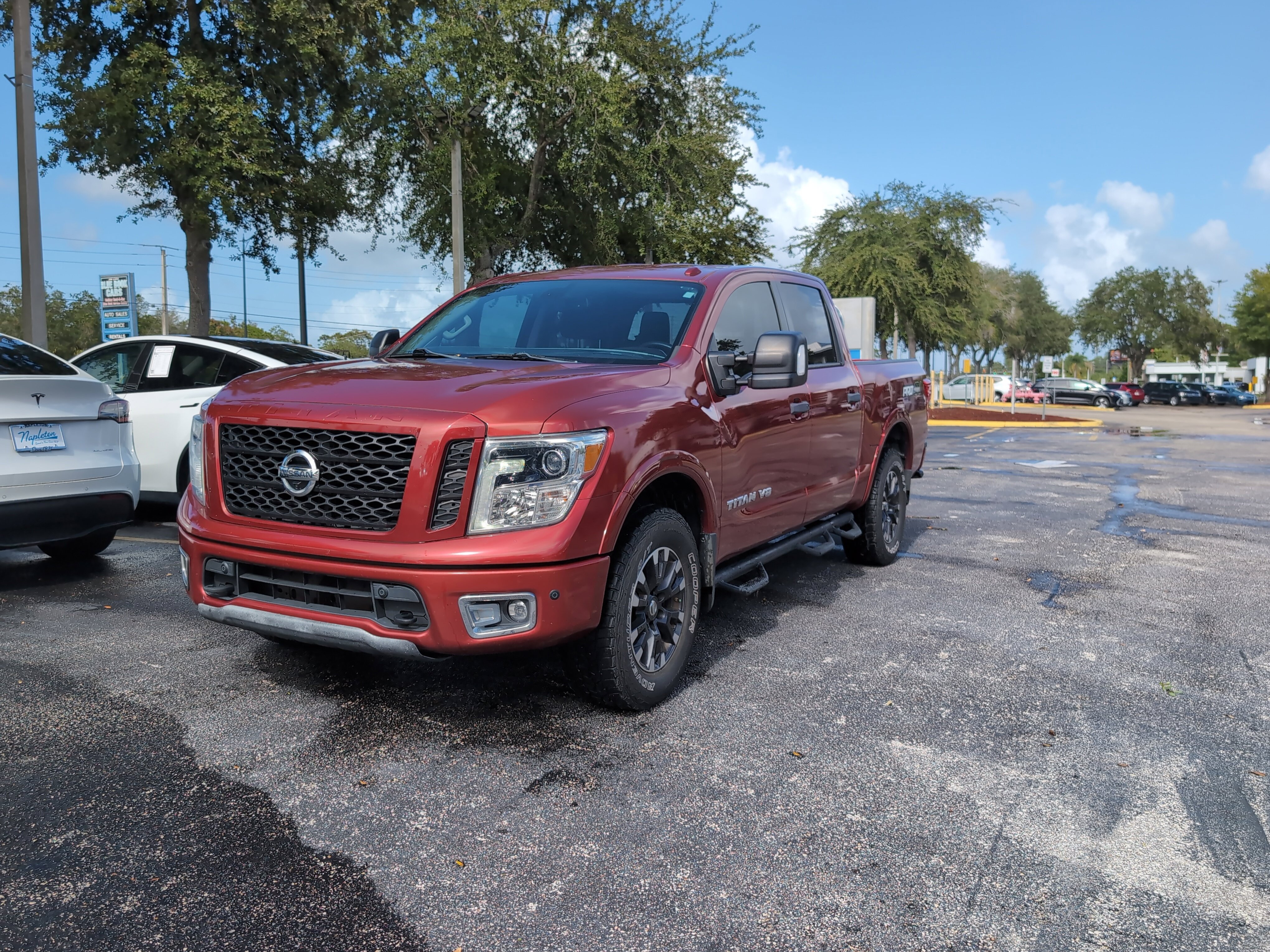 Used 2019 Nissan Titan PRO-4X w/ Pro-4x Convenience Package AWD/4WD image 1