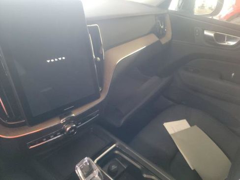 Used 2026 Volvo XC60 B5 Plus AWD/4WD image 10