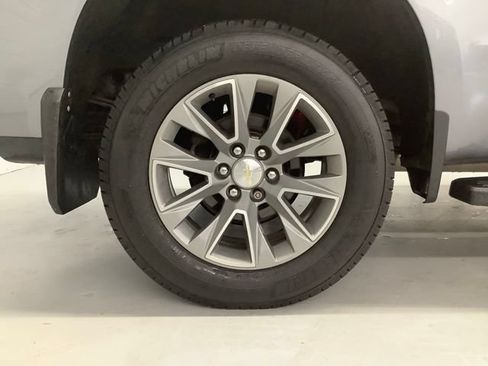 Used 2020 Chevrolet Silverado 1500 High Country w/ Z71 Off-Road Package AWD/4WD image 7