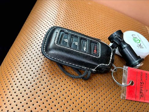 Used 2022 Lexus RX 350L FWD w/ Premium Package image 14