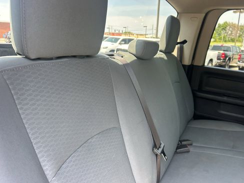 Used 2018 RAM 2500 Tradesman w/ Chrome Appearance Group AWD/4WD image 15