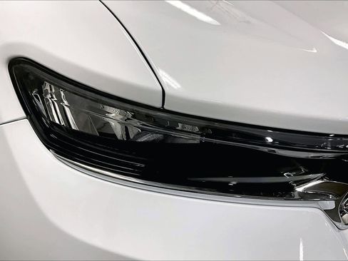 Used 2024 Jeep Grand Cherokee Limited image 24