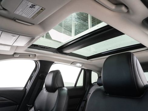 Used 2025 MAZDA CX-50 AWD 2.5 Hybrid w/ Premium Pkg image 8