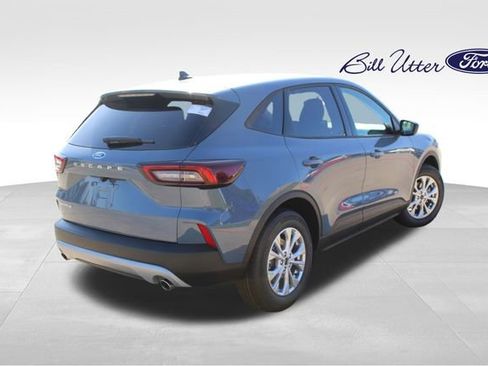 New 2026 Ford Escape Active image 3