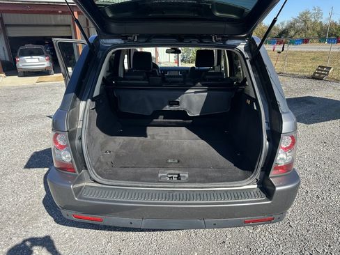 Used 2011 Land Rover Range Rover Sport HSE image 21