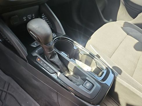 Used 2023 Chevrolet TrailBlazer LT w/ Convenience Package FWD image 24