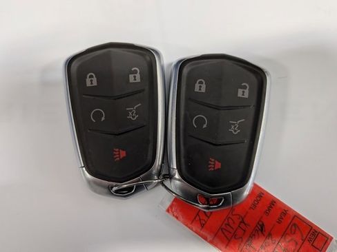 Certified 2023 Cadillac XT5 Luxury w/ LPO, Floor Liner Package image 34