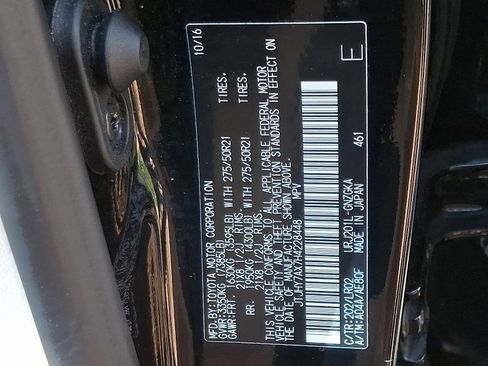 Used 2017 Lexus LX 570 4WD w/ Luxury Package image 28