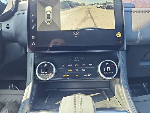 Used 2023 Jaguar F-PACE S image 28