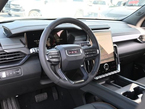 New 2026 GMC Acadia AT4 AWD/4WD image 17