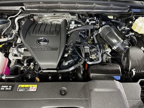 Certified 2025 Lexus RX 500h F Sport image 30