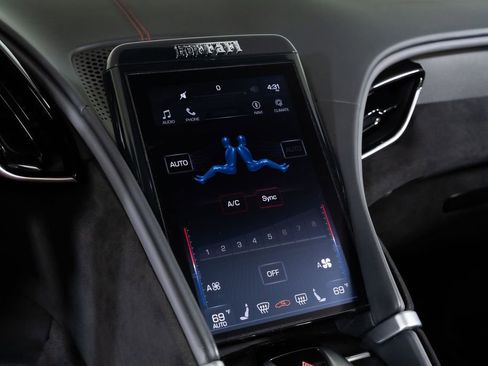 Used 2025 Ferrari Roma Spider image 37