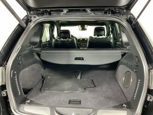 Used 2021 Jeep Grand Cherokee Overland image 29
