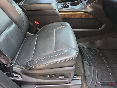 Used 2015 Chevrolet Tahoe LT AWD/4WD image 2