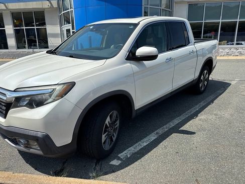 Used 2017 Honda Ridgeline RTL-E image 4