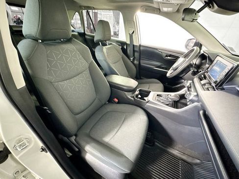 Used 2021 Toyota RAV4 XLE w/ Convenience Package AWD/4WD image 24