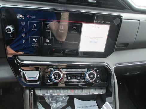 New 2026 GMC Sierra 2500 AT4X AWD/4WD image 19