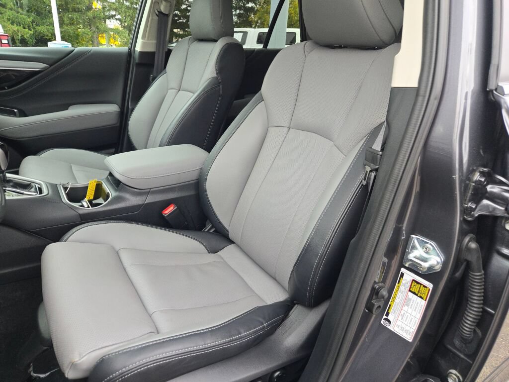 Certified 2025 Subaru Outback Limited XT w/ Popular Package #2 AWD/4WD image 30