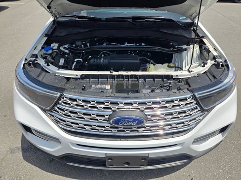 Used 2023 Ford Explorer Limited AWD/4WD image 19