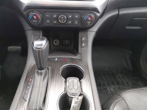 Used 2018 GMC Acadia SLT image 37