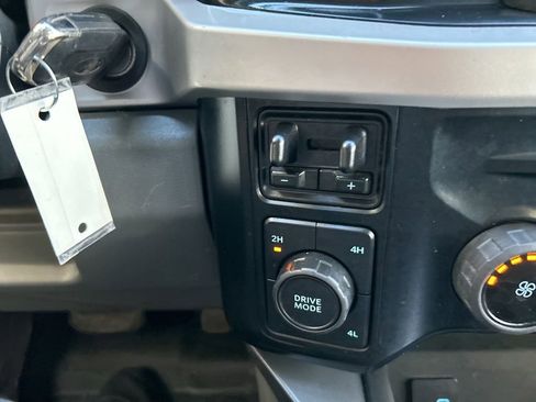 Used 2024 Ford F350 XLT image 50