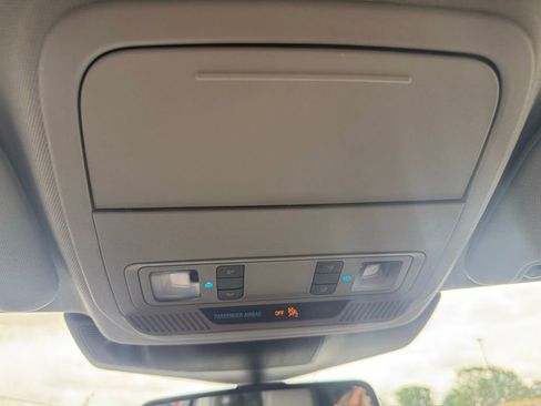 Used 2022 Ford Explorer Limited RWD image 21