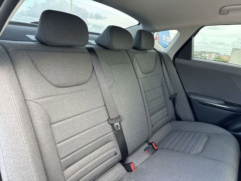 Used 2025 Kia K4 EX FWD image 25
