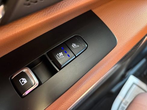 Used 2024 Kia Telluride SX Prestige X-Line AWD/4WD image 22