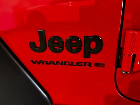 Used 2025 Jeep Wrangler Unlimited Sport AWD/4WD image 33