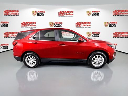Used 2024 Chevrolet Equinox LT FWD image 16