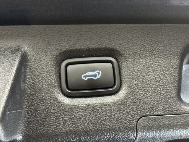 Used 2022 Hyundai Santa Fe Limited FWD image 27