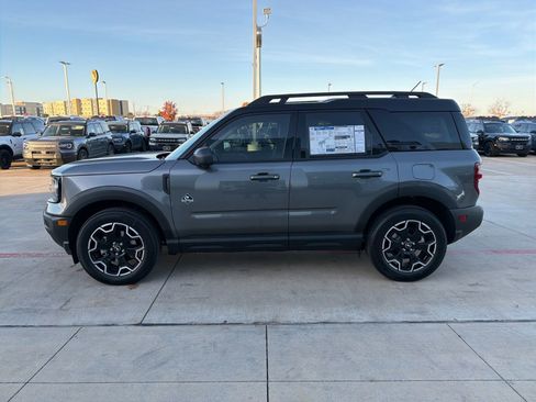 New 2025 Ford Bronco Sport Outer Banks w/ Outer Banks Tech Package+ image 2