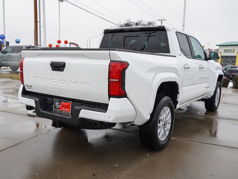 New 2026 Toyota Tacoma SR5 image 8