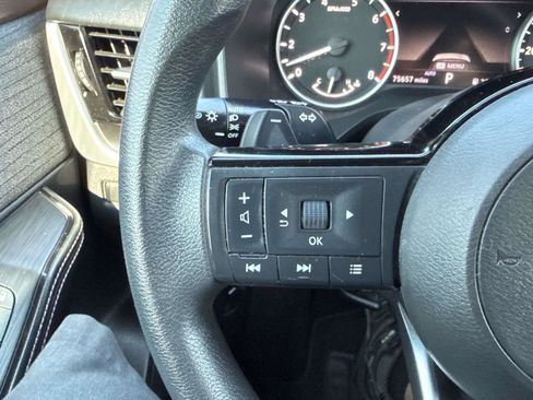 Used 2021 Nissan Rogue SV AWD/4WD image 25