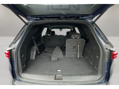 Used 2022 Chevrolet Traverse LT image 20