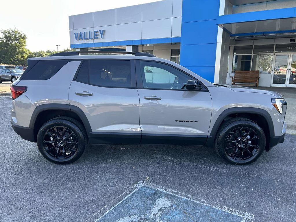 New 2027 GMC Terrain Elevation w/ Black Edition FWD image 2