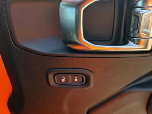 New 2025 Jeep Wrangler Unlimited Sport AWD/4WD image 38